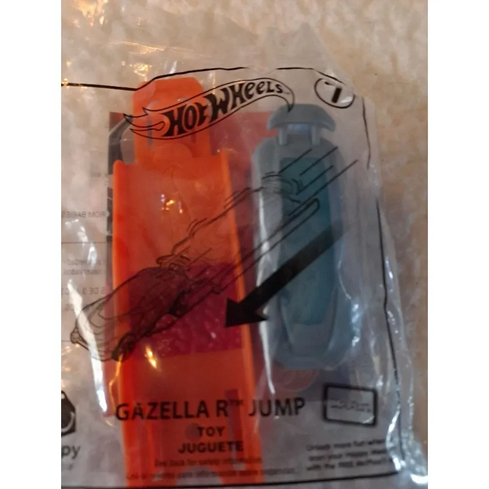 2019 Hot Wheels McDonald's Happy Meal #7 Gazella R Jump‎